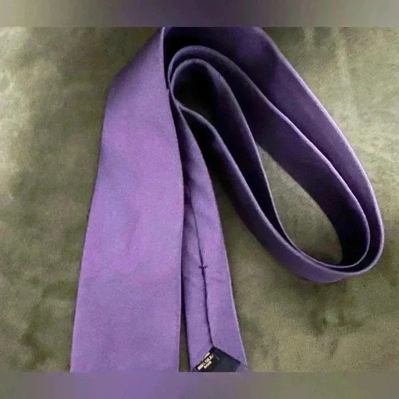 ✅Men’s MICHAEL KORS  Purple Neck Tie - Picture 2 of 10